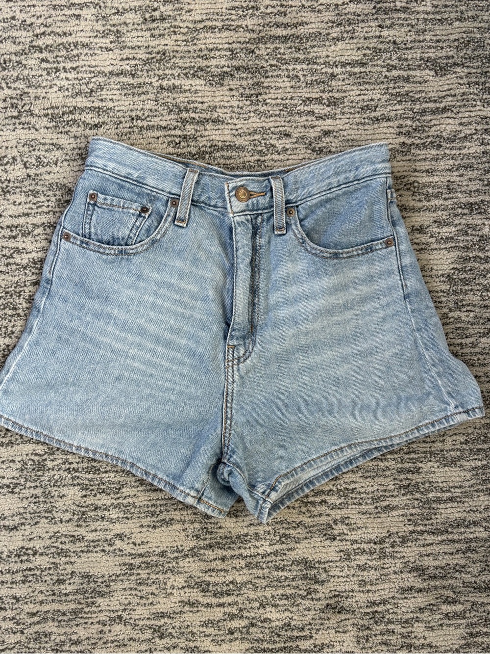 High-Waisted Light Blue Denim Shorts from Levi’s